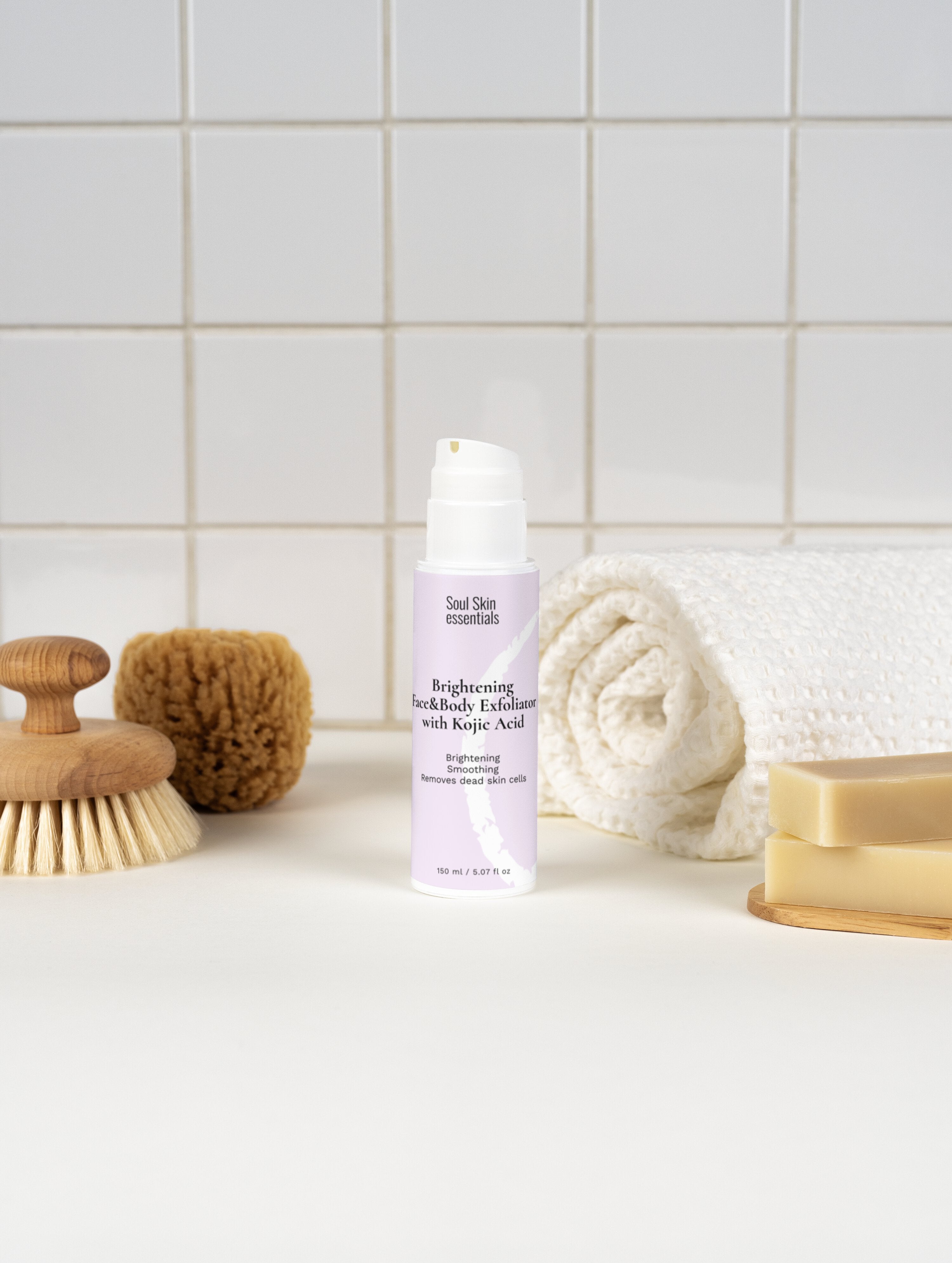 Esfoliante Illuminante Viso e Corpo con Acido Kojico