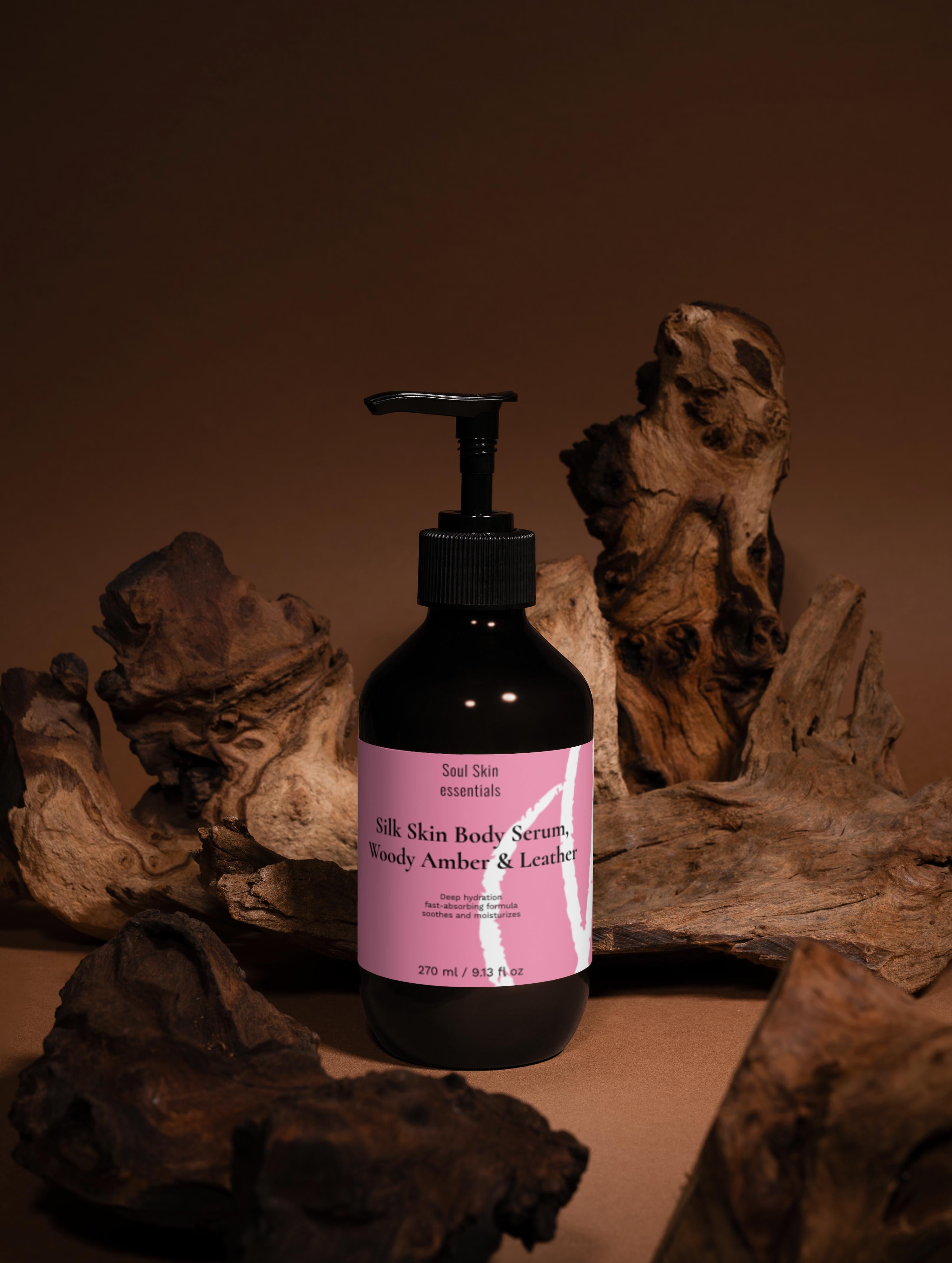 Siero Corpo Silk Skin 270ml - Idratazione Profonda Woody Amber & Leather